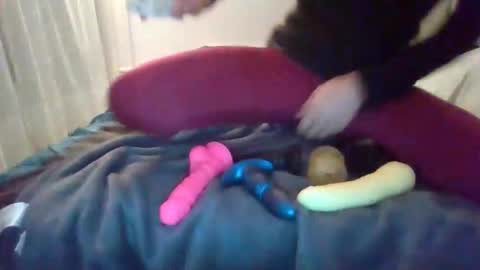 yessiyou online show from February 8, 2026, 5:38 pm