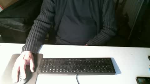 Snapshot of getz62 chatting on January 16, 2025, 8:54 am getz62 online show from January 16, 2025, 8:54 am