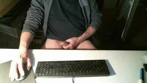 Snapshot of getz62 chatting on January 28, 2025, 10:56 pm getz62 online show from January 28, 2025, 10:56 pm