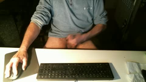 Snapshot of getz62 chatting on February 4, 2025, 10:55 pm getz62 online show from February 4, 2025, 10:55 pm