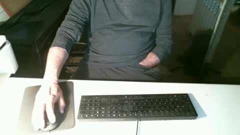 Snapshot of getz62 chatting on February 14, 2025, 9:03 am getz62 online show from February 14, 2025, 9:03 am