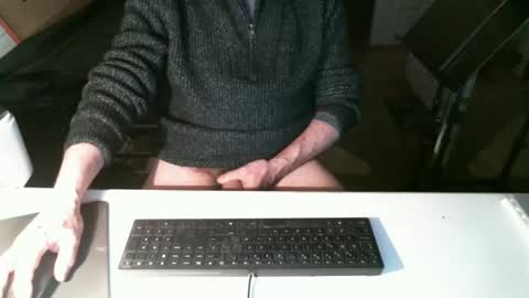 Snapshot of getz62 chatting on March 9, 2025, 10:52 pm getz62 online show from March 9, 2025, 10:52 pm