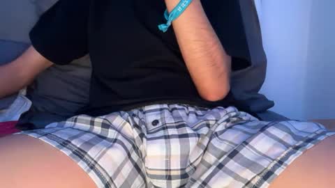 gh0st_boy_ online show from October 15, 2025, 1:28 am