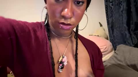 ghastgirlt_t online show from February 6, 2026, 5:45 am