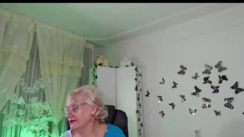 Snapshot of ghertrudequeen chatting on February 15, 2026, 8:13 am Ghertrudequeen online show from February 15, 2026, 8:13 am