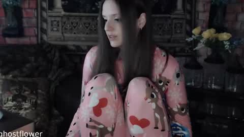 Snapshot of ghostflower chatting on September 19, 2025, 11:16 pm ghostflower online show from September 19, 2025, 11:16 pm