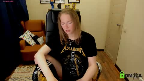 Sweety online show from May 16, 2026, 7:34 pm