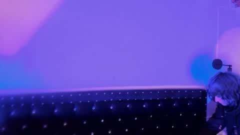 Snapshot of ghosty_doll chatting on September 30, 2025, 4:12 pm Allison  online show from September 30, 2025, 4:12 pm