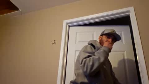 ghuntz22 online show from November 1, 2025, 10:06 am