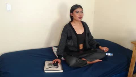 ELIORA online show from September 19, 2025, 7:21 am