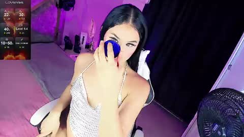 Gia Ferrara online show from May 15, 2026, 1:12 am