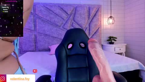 Snapshot of gia_foxy chatting on April 21, 2026, 1:17 pm Gia online show from April 21, 2026, 1:17 pm
