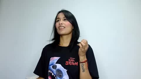 Snapshot of gia_lee10 chatting on October 1, 2025, 2:39 am Gia Lee online show from October 1, 2025, 2:39 am