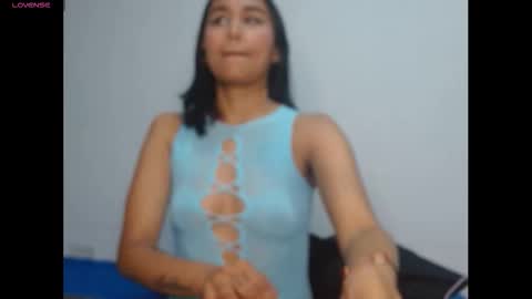 Snapshot of gia_lee10 chatting on November 4, 2025, 3:38 am Gia Lee online show from November 4, 2025, 3:38 am