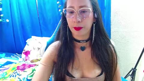 Gia  online show from April 30, 2026, 8:26 pm