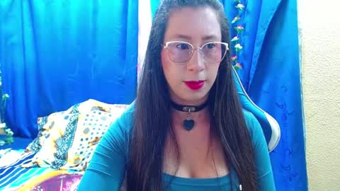 Gia  online show from May 9, 2026, 6:35 pm