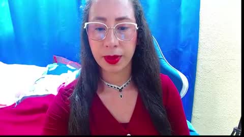 Gia  online show from July 17, 2026, 3:29 pm