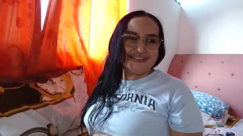 nahomi online show from February 5, 2025, 8:57 pm