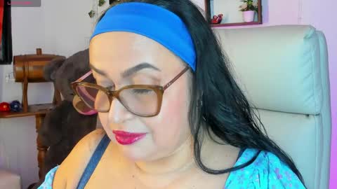 nahomi online show from April 29, 2026, 10:27 pm