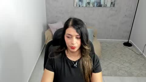 Gia online show from June 20, 2026, 6:22 pm