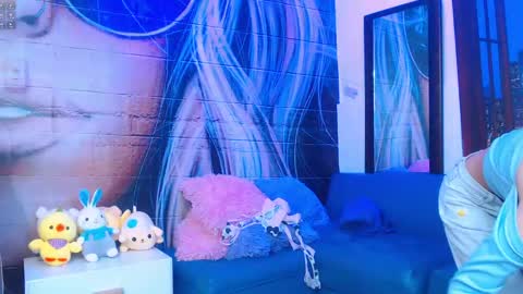 giaa rossi online show from April 27, 2026, 2:15 pm