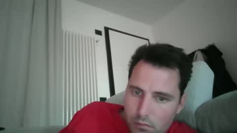 giacomo9669 online show from April 22, 2026, 4:41 pm