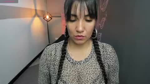 G I A  FOX online show from December 20, 2024, 12:27 pm