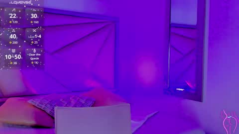 Gia  online show from May 2, 2026, 12:26 am