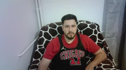 Snapshot of gianiboy99 chatting on May 12, 2026, 8:06 pm Giani online show from May 12, 2026, 8:06 pm