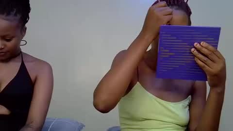 Snapshot of gianna_012 chatting on September 23, 2025, 2:42 pm ENNY online show from September 23, 2025, 2:42 pm