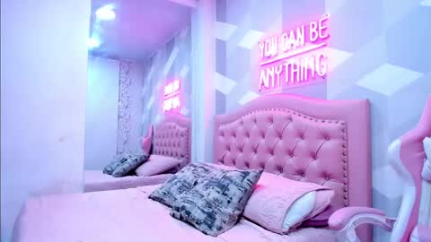 gianna_watson online show from March 1, 2025, 4:33 pm