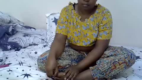 Giannah online show from December 22, 2024, 5:01 am