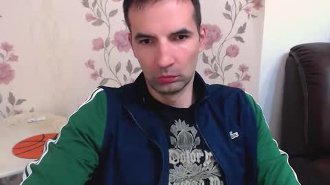 Gianni online show from April 25, 2026, 9:45 am