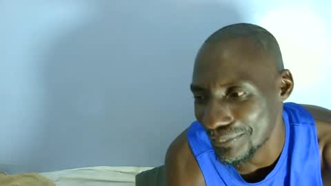 giant_couple online show from August 5, 2026, 2:31 pm