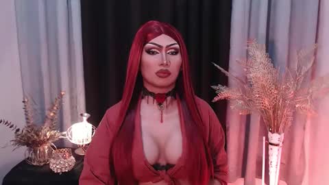Gia X online show from December 17, 2025, 12:05 am