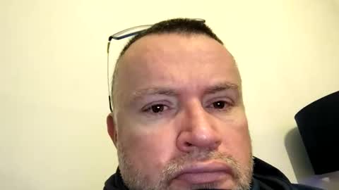 giddyup2222222 online show from December 14, 2025, 9:47 am