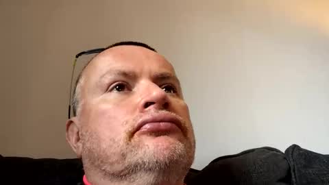 Snapshot of giddyup2222222 chatting on April 2, 2026, 4:48 pm giddyup2222222 online show from April 2, 2026, 4:48 pm