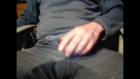 Snapshot of giftedbiker11 chatting on May 4, 2026, 3:57 am giftedbiker online show from May 4, 2026, 3:57 am