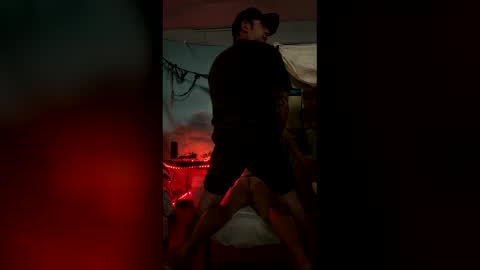 gifteditalian90 online show from March 4, 2026, 5:35 am