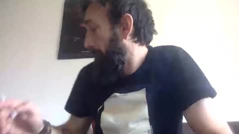 iggy online show from October 19, 2025, 12:28 pm