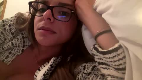 Snapshot of gigi_paris chatting on October 12, 2025, 11:59 pm gigi_paris online show from October 12, 2025, 11:59 pm