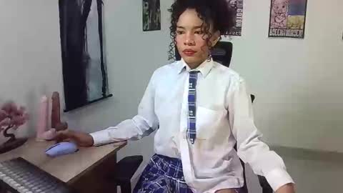 GIGI STCOTT online show from December 19, 2025, 2:29 am