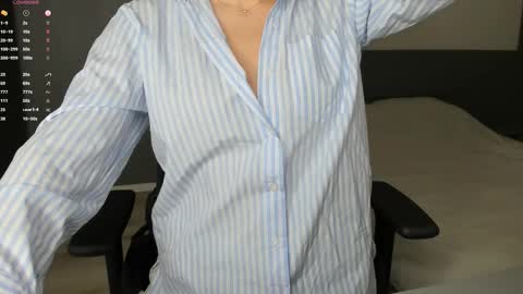 Snapshot of gigihadd chatting on October 26, 2025, 3:51 pm gigihadd online show from October 26, 2025, 3:51 pm