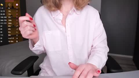 gigihadd online show from February 27, 2026, 7:03 pm