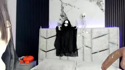 Gigi Doll online show from October 31, 2025, 11:22 am