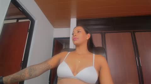 Sharlotte  online show from September 22, 2025, 8:44 pm