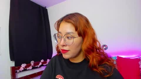 Snapshot of gigimooon chatting on September 16, 2025, 2:12 am gigimooon online show from September 16, 2025, 2:12 am