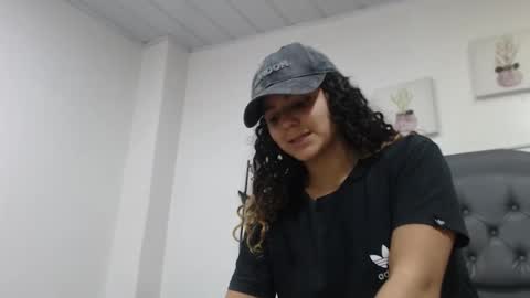 Giia  online show from February 4, 2026, 4:13 pm