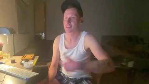 Snapshot of gilbertlachsmann chatting on February 5, 2025, 3:23 am Sebastian online show from February 5, 2025, 3:23 am