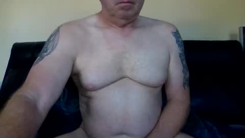 Snapshot of gimmmieoooo chatting on March 8, 2026, 9:51 pm gimmmieoooo online show from March 8, 2026, 9:51 pm